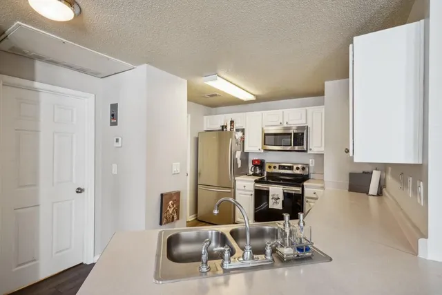 $1,300 | 350 Emerald Forest Boulevard, Unit 11202, Covington, LA 70433