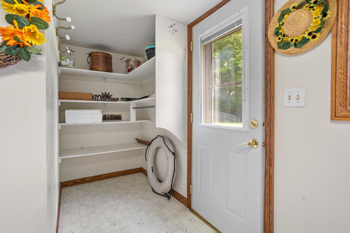128 Wilmin Road Quincy, MI 49082 - Photo 29 of 38 128-Wilmin_023