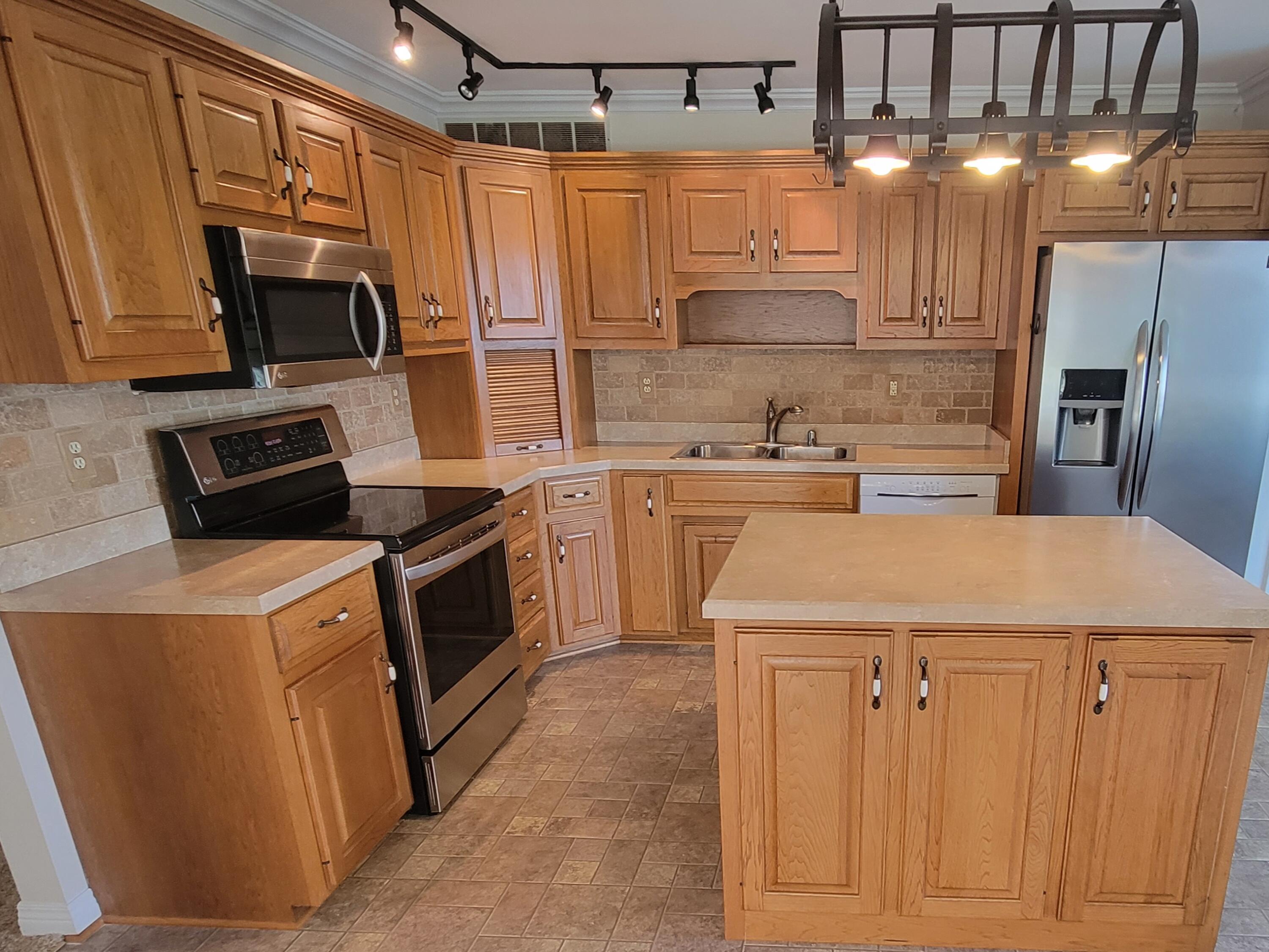 4897 Fords Mill Road Versailles, KY 40383 - Photo 37 of 52 20220614_153309