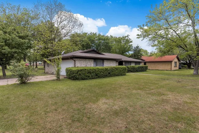 $218,900 | 2625 Washington Street, Commerce, TX 75428