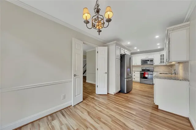 $400,000 | 110 Great Oaks Lane, Roswell, GA 30075