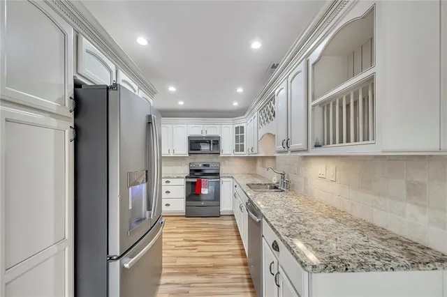 $400,000 | 110 Great Oaks Lane, Roswell, GA 30075