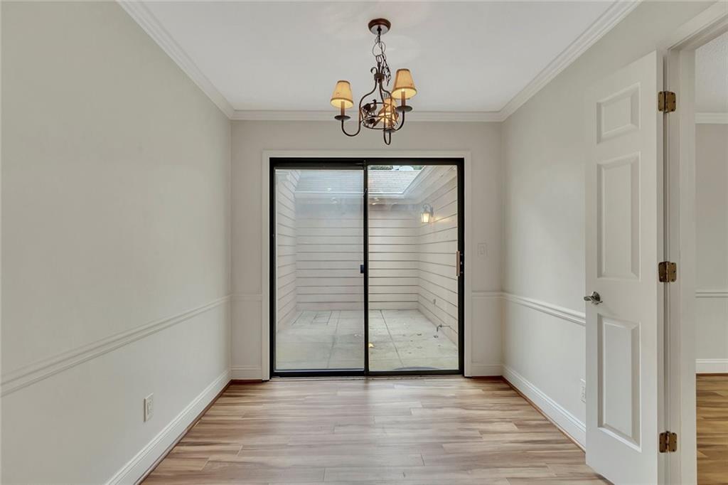 110 Great Oaks Lane Roswell, GA 30075 - Photo 17 of 34