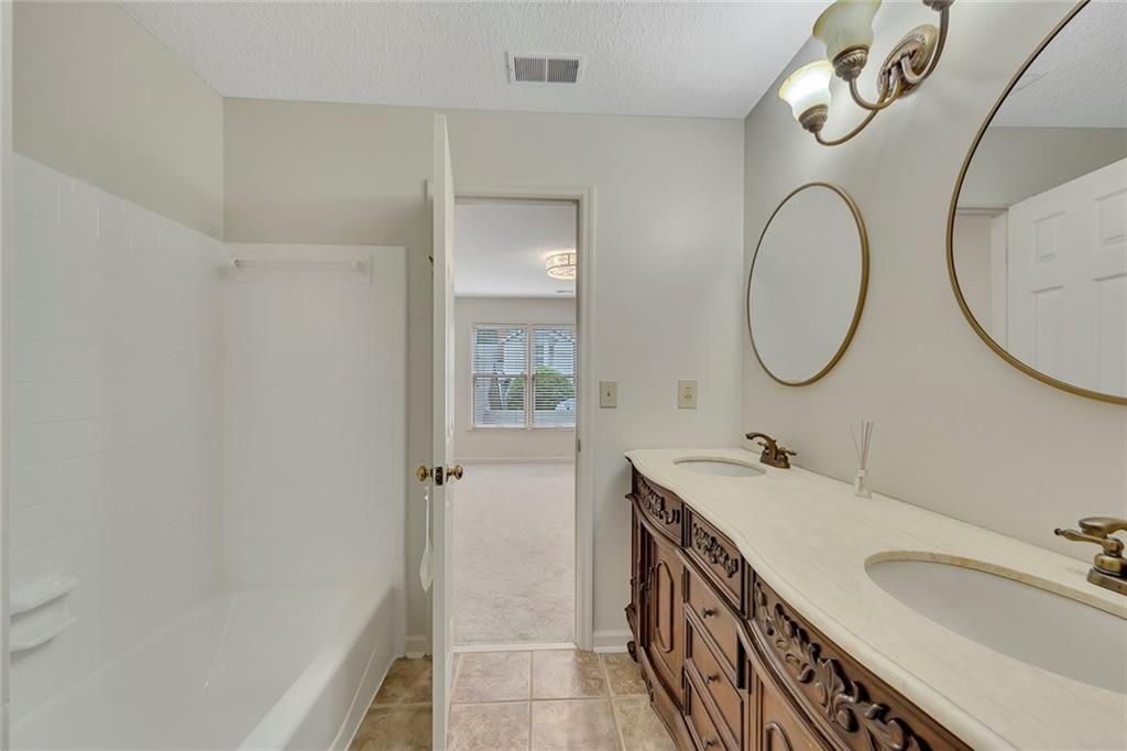 110 Great Oaks Lane Roswell, GA 30075 - Photo 24 of 34