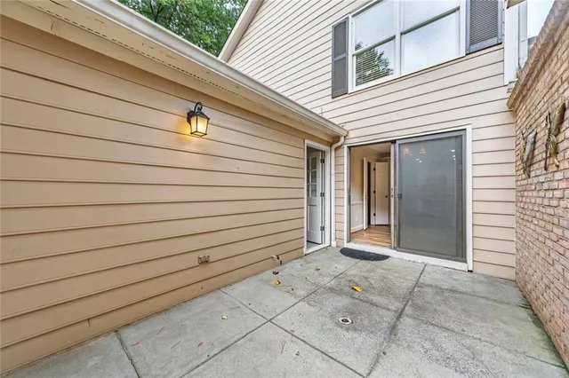 $400,000 | 110 Great Oaks Lane, Roswell, GA 30075