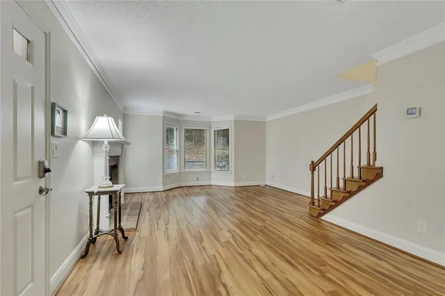 $400,000 | 110 Great Oaks Lane, Roswell, GA 30075