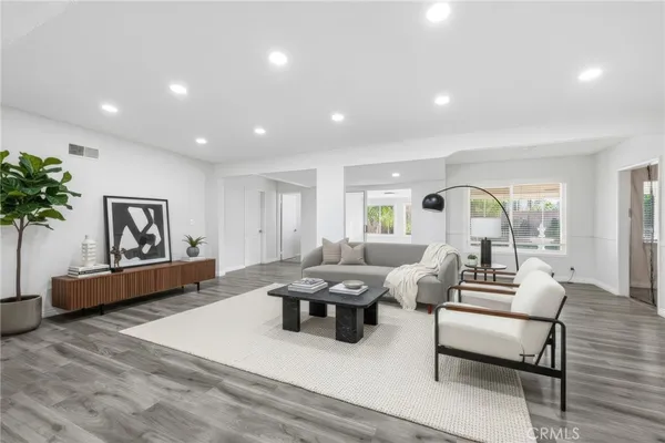 $4,700 | 10418 Gothic Avenue, Granada Hills, CA 91344