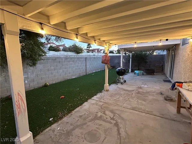 $1,990 | 8148 Tone Street, Las Vegas, NV 89123