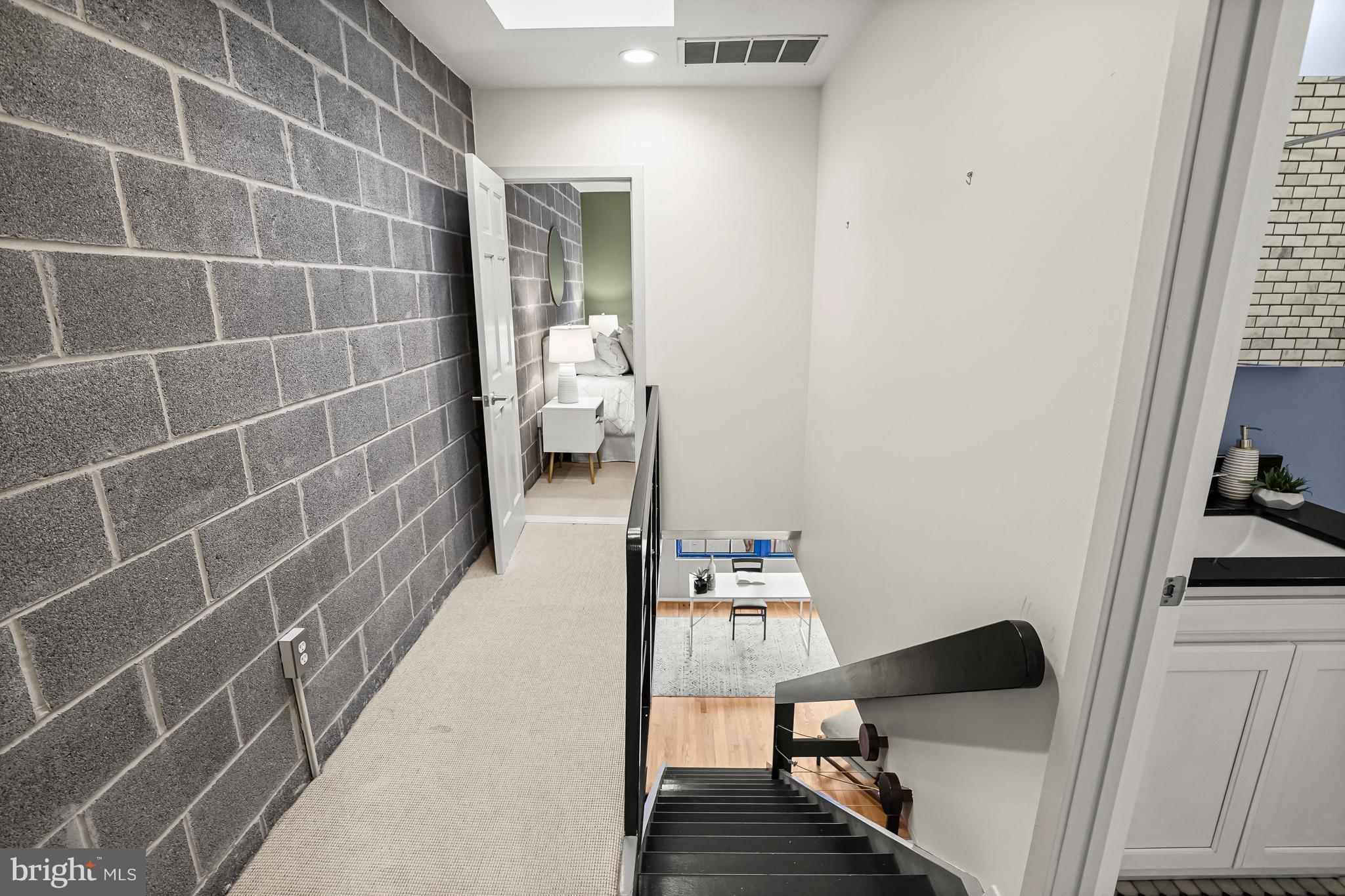 1420 Rhode Island Avenue Northwest Washington, DC 20005 - Photo 19 of 36 Upper level 2 hall w/ skylight