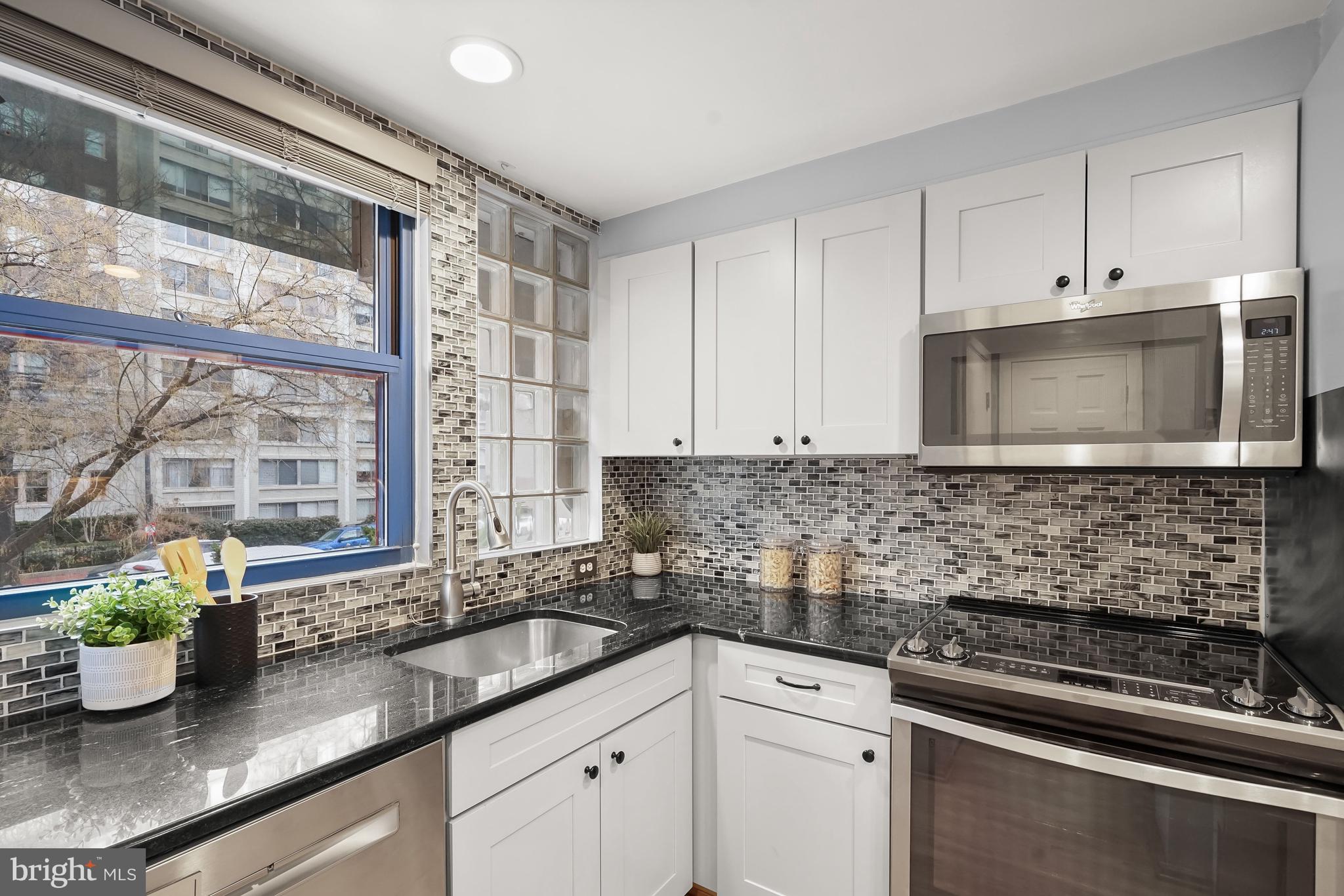 1420 Rhode Island Avenue Northwest Washington, DC 20005 - Photo 9 of 36