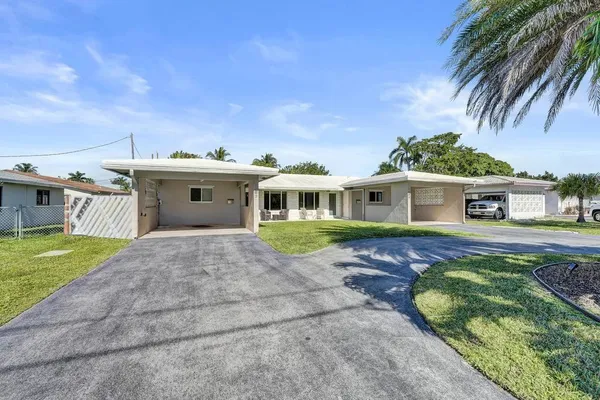 $2,995 | 1623 Northeast 45th Street, Oakland Park, FL 33334
