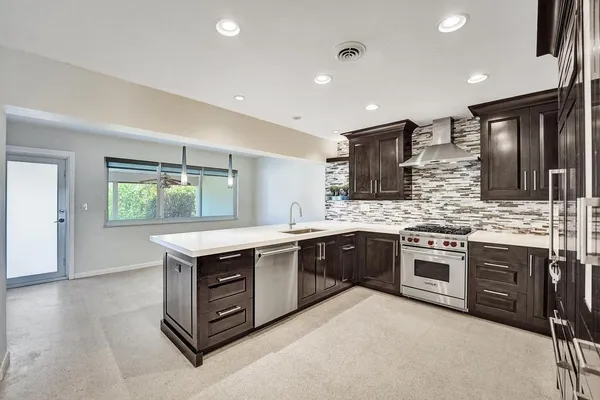 $2,995 | 1623 Northeast 45th Street, Oakland Park, FL 33334