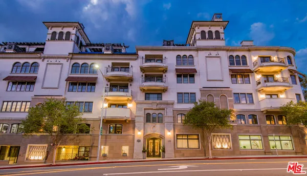 $1,699,000 | 155 Cordova Street, Unit 301, Pasadena, CA 91105