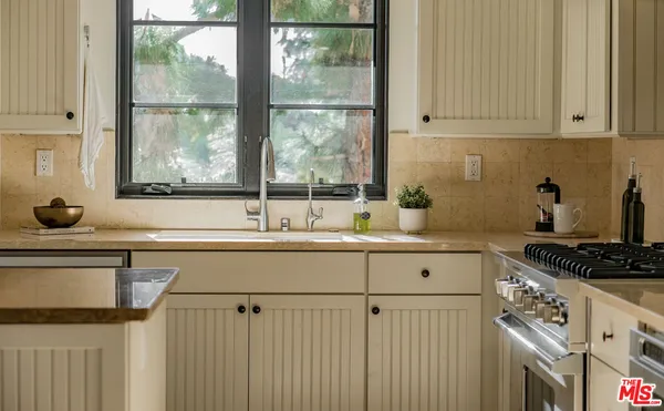 $1,699,000 | 155 Cordova Street, Unit 301, Pasadena, CA 91105