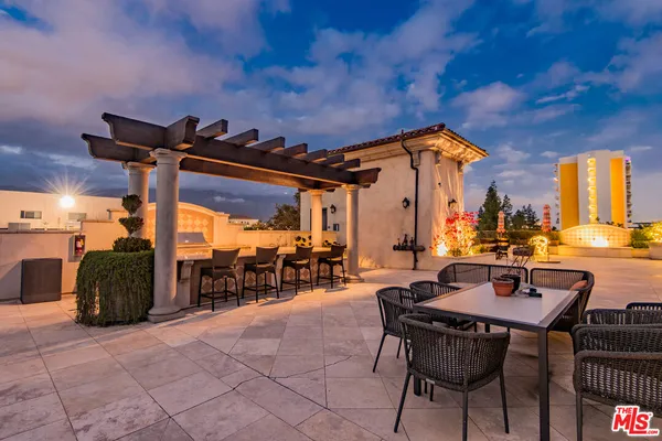$1,699,000 | 155 Cordova Street, Unit 301, Pasadena, CA 91105