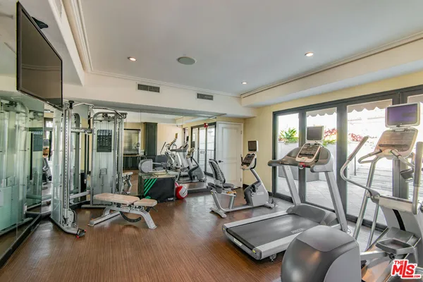 $1,699,000 | 155 Cordova Street, Unit 301, Pasadena, CA 91105