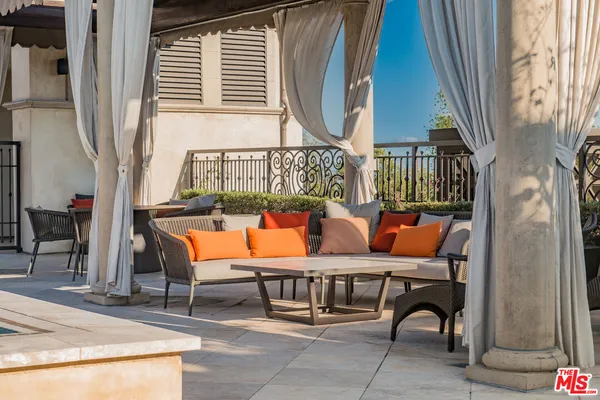 $1,699,000 | 155 Cordova Street, Unit 301, Pasadena, CA 91105