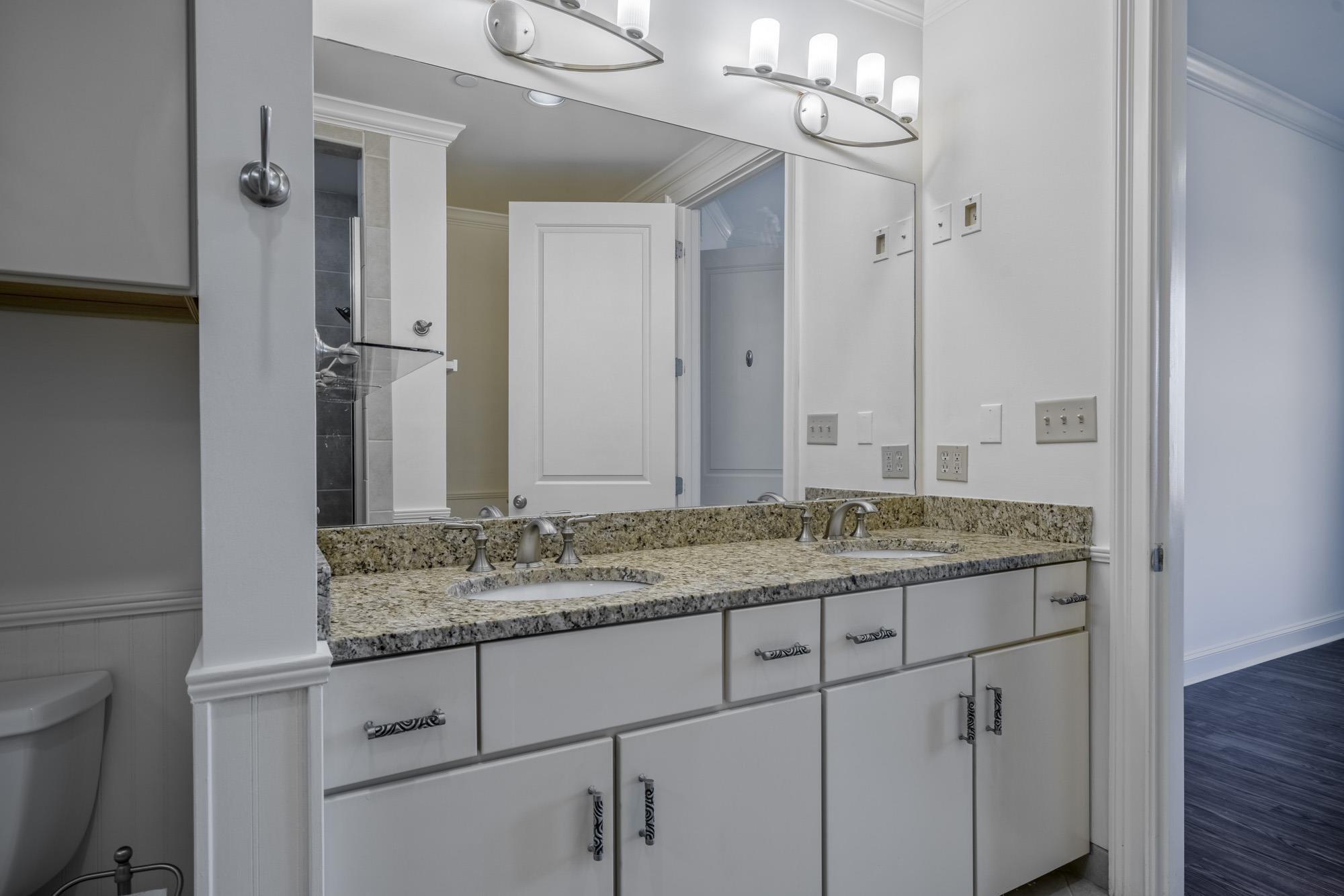 591 Lexington Road, Unit 302 Memphis, TN 38117 - Photo 17 of 21 Gallery Image 17