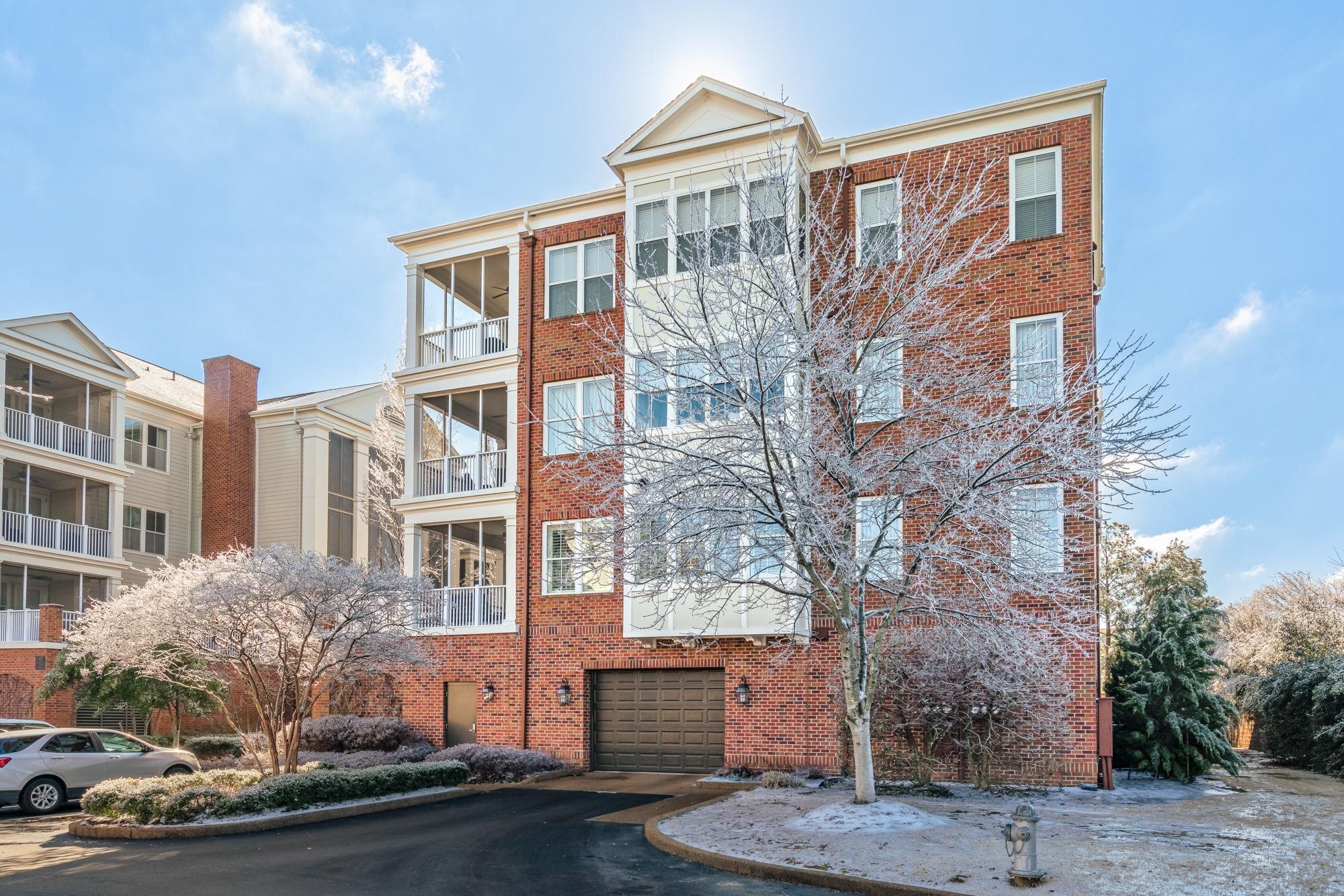 591 Lexington Road, Unit 302 Memphis, TN 38117 - Photo 2 of 21 Gallery Image 2