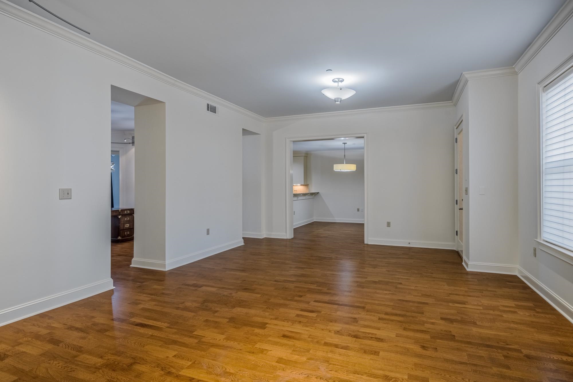 591 Lexington Road, Unit 302 Memphis, TN 38117 - Photo 9 of 21 Gallery Image 9