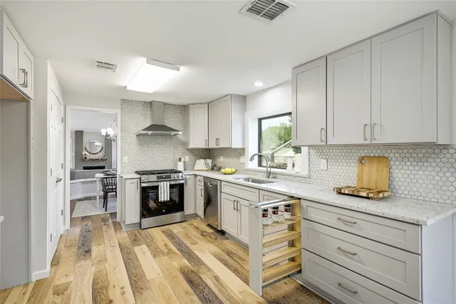 $599,000 | 1405 Gracy Drive, Austin, TX 78758