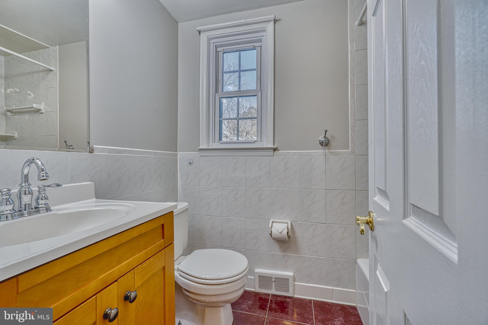 5922 Shady Spring Avenue Rosedale, MD 21237 - Photo 36 of 63