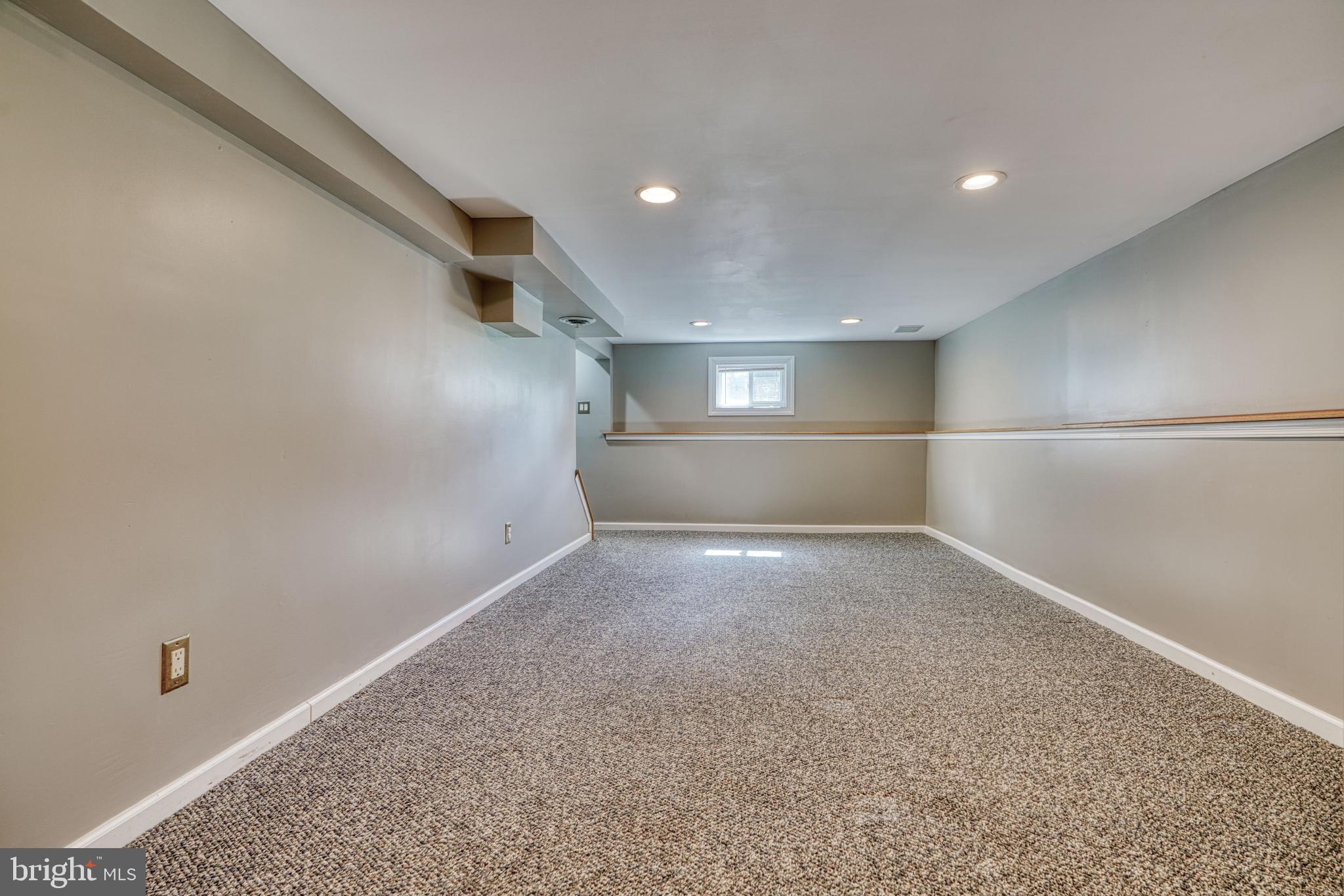 5922 Shady Spring Avenue Rosedale, MD 21237 - Photo 46 of 63