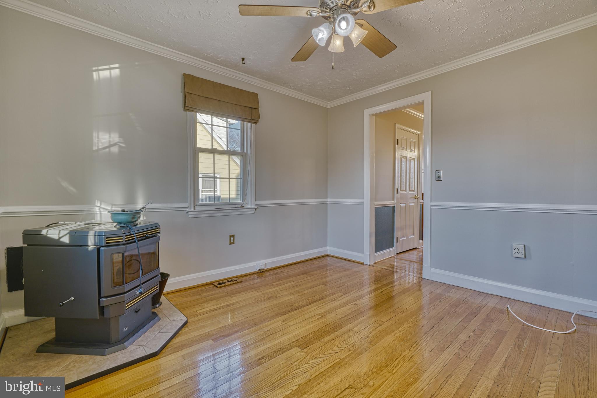 5922 Shady Spring Avenue Rosedale, MD 21237 - Photo 8 of 63