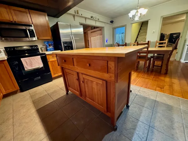 $303,000 | 6760 Tipple Road, Rockford, IL 61102