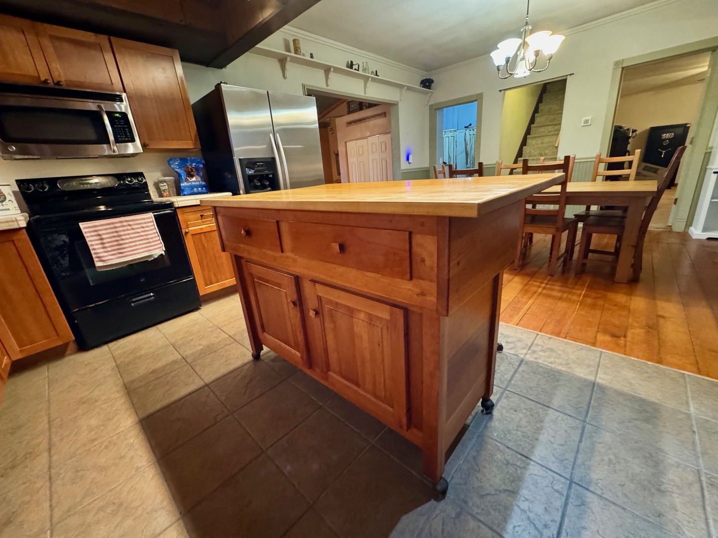 6760 Tipple Road Rockford, IL 61102 - Photo 13 of 36