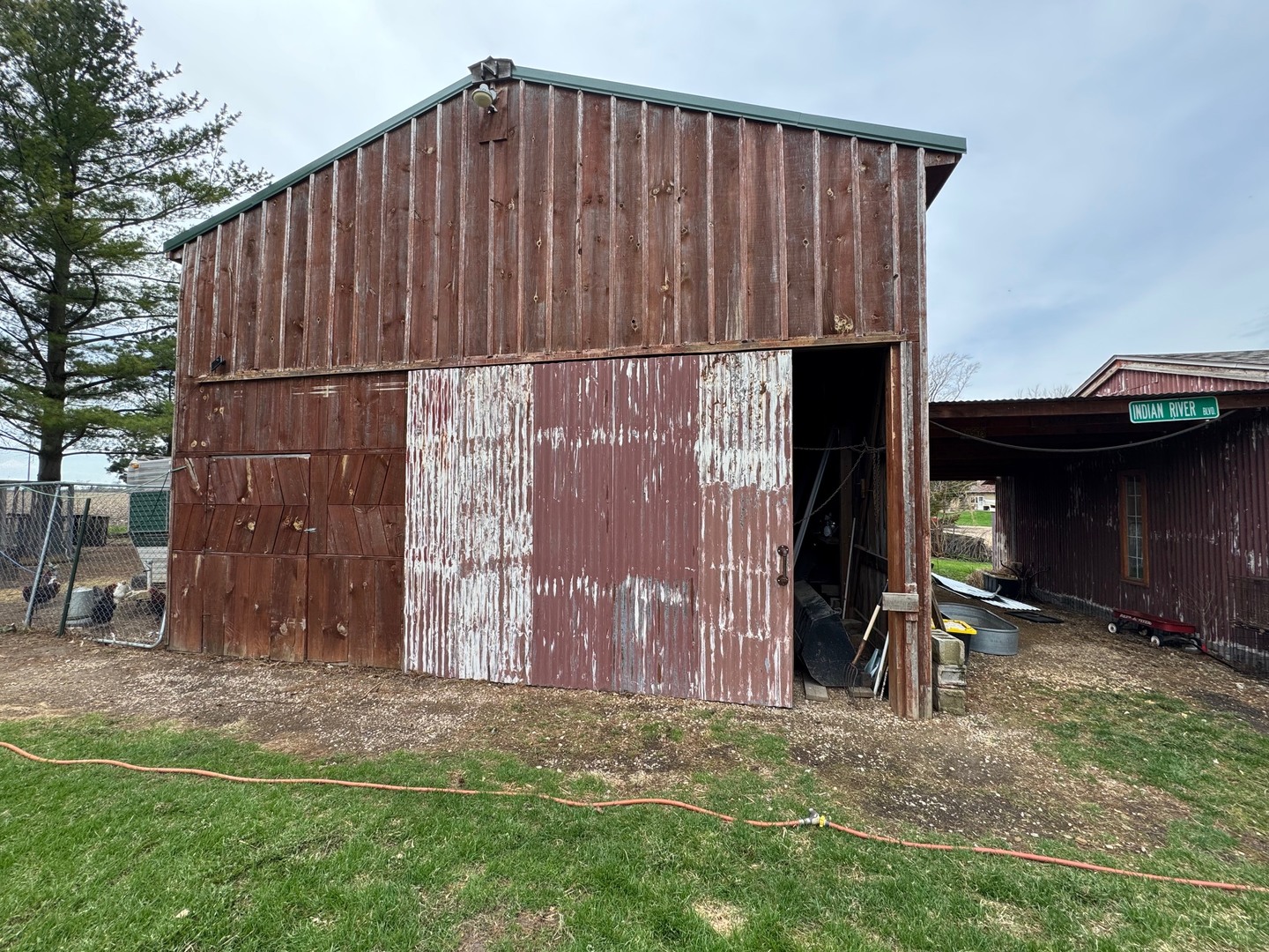 6760 Tipple Road Rockford, IL 61102 - Photo 3 of 36
