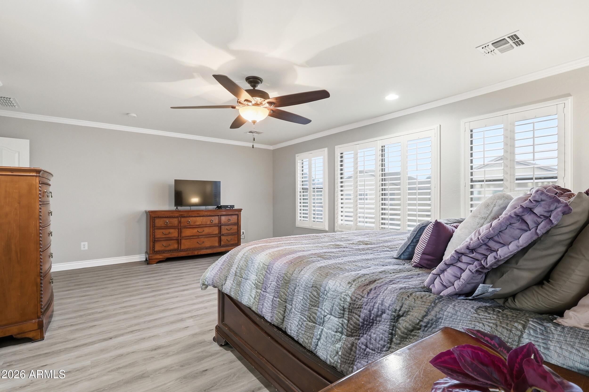 7721 South 71st Avenue Laveen, AZ 85339 - Photo 27 of 58 shutters and crown moulding