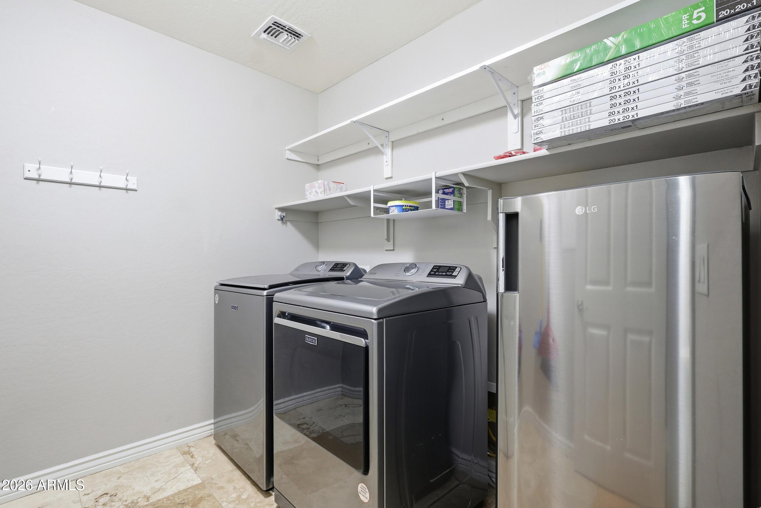 7721 South 71st Avenue Laveen, AZ 85339 - Photo 36 of 58 laundry