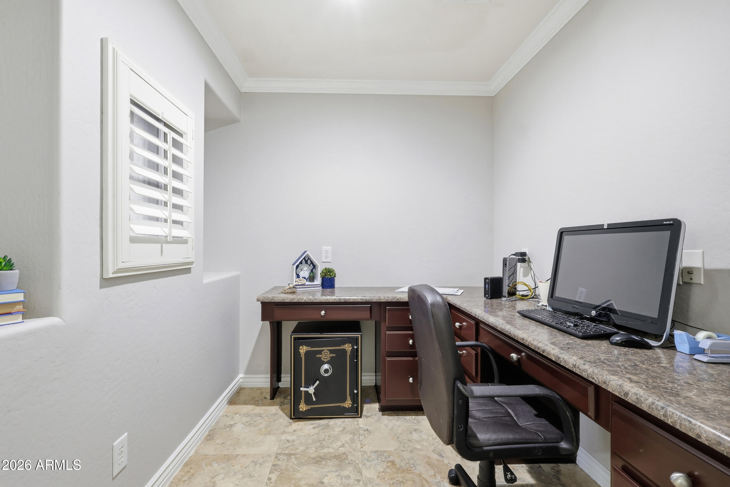 7721 South 71st Avenue Laveen, AZ 85339 - Photo 37 of 58 office nook with built-in desk