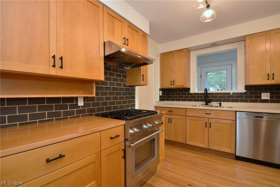 3066 Woodbury Road Cleveland, OH 44120 - Photo 13 of 35 Gallery Image 13