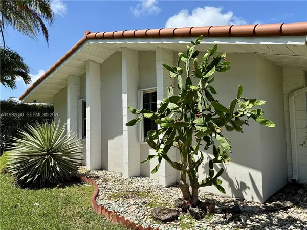 $698,000 | 20020 Bel Aire Drive, Cutler Bay, FL 33189