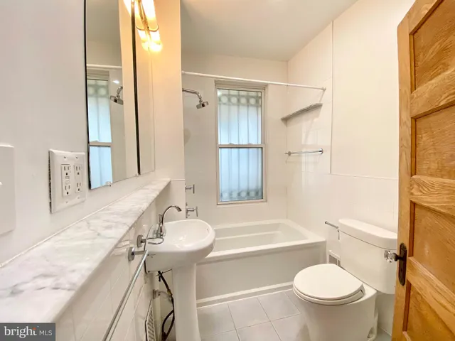 $3,800 | 140 Bryant Street Northwest, Washington, DC 20001