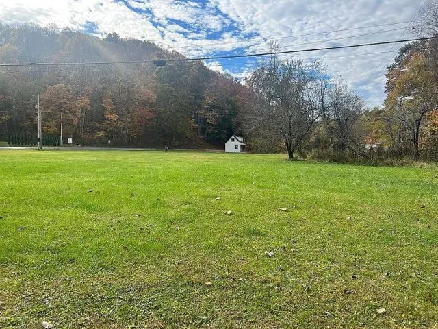 $279,900 | 23875 Goosecreek Road, South Bloomingville, OH 43152