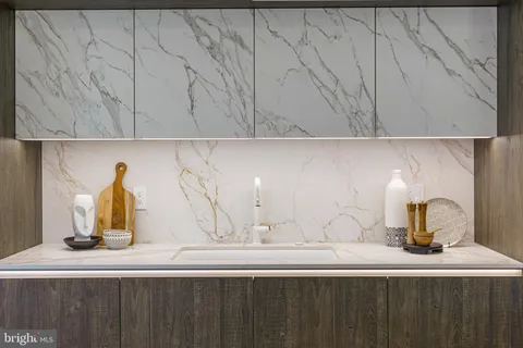 $2,550,000 | 1733 Chain Bridge Road, McLean, VA 22101