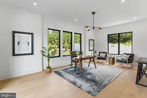 $2,550,000 | 1733 Chain Bridge Road, McLean, VA 22101