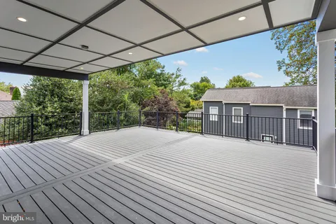 $2,550,000 | 1733 Chain Bridge Road, McLean, VA 22101