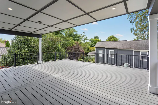 $2,550,000 | 1733 Chain Bridge Road, McLean, VA 22101