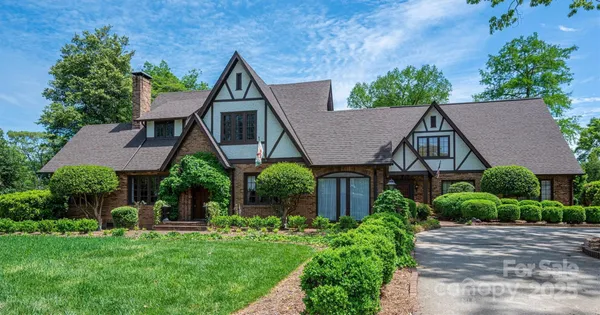 $880,000 | 418 3rd Street Northeast, Hickory, NC 28601