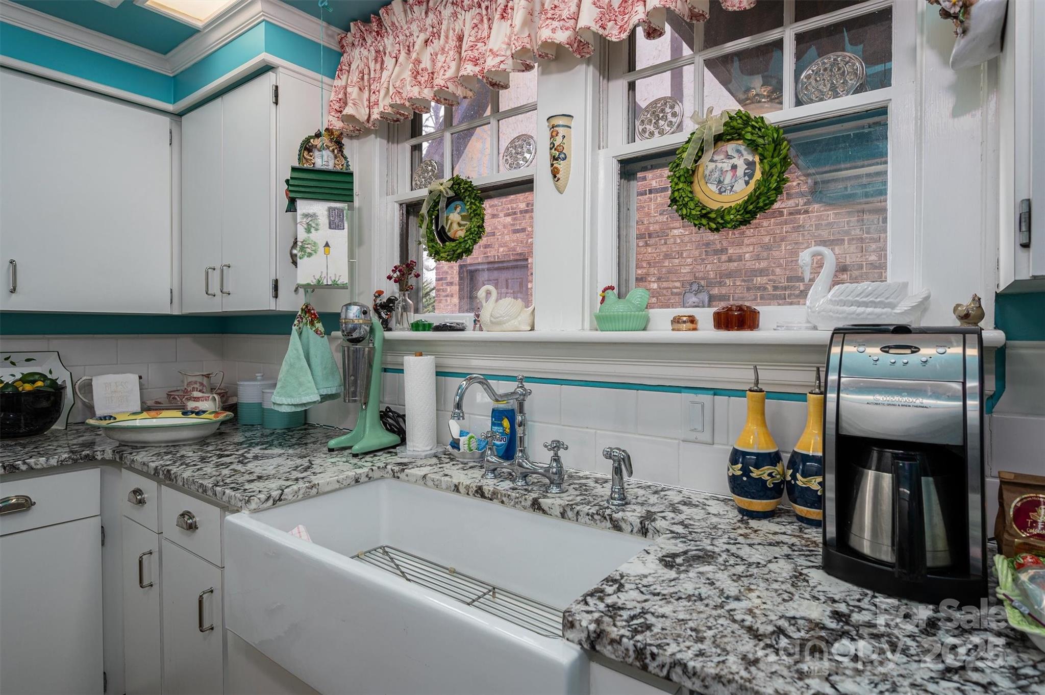 418 3rd Street Northeast Hickory, NC 28601 - Photo 20 of 48