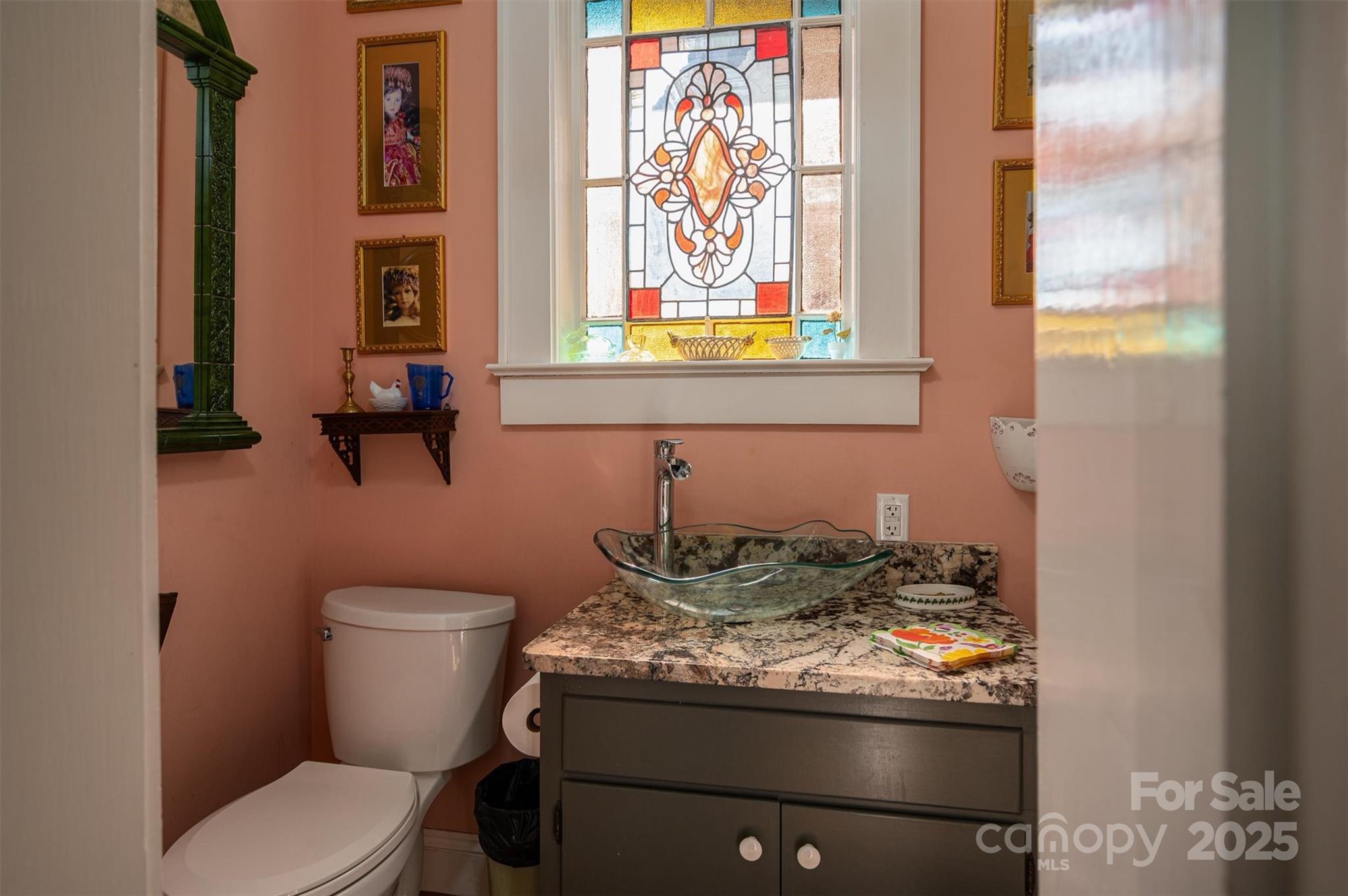 418 3rd Street Northeast Hickory, NC 28601 - Photo 22 of 48