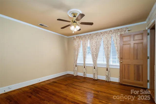 $980,000 | 418 3rd Street Northeast, Hickory, NC 28601