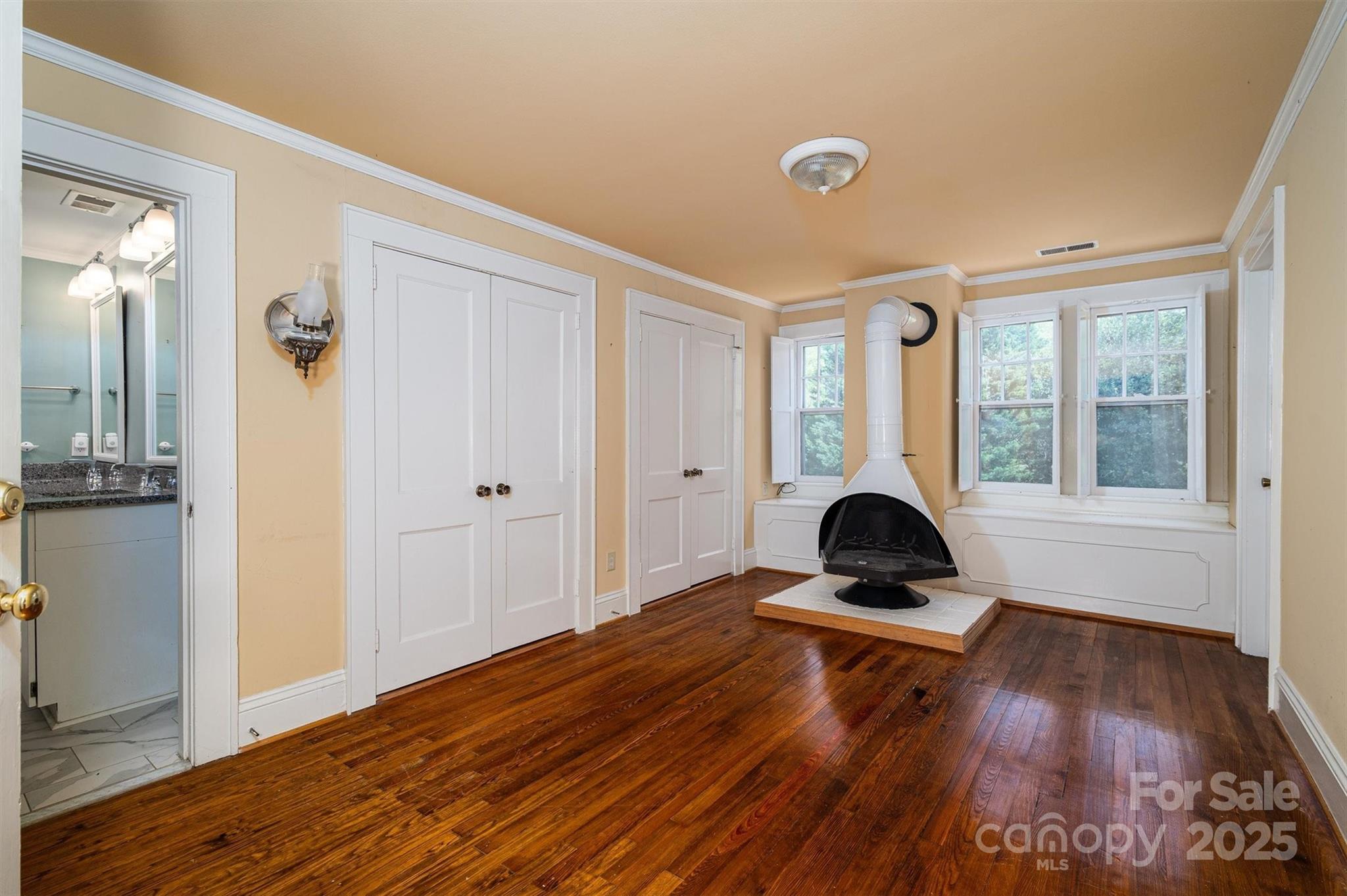 418 3rd Street Northeast Hickory, NC 28601 - Photo 35 of 48