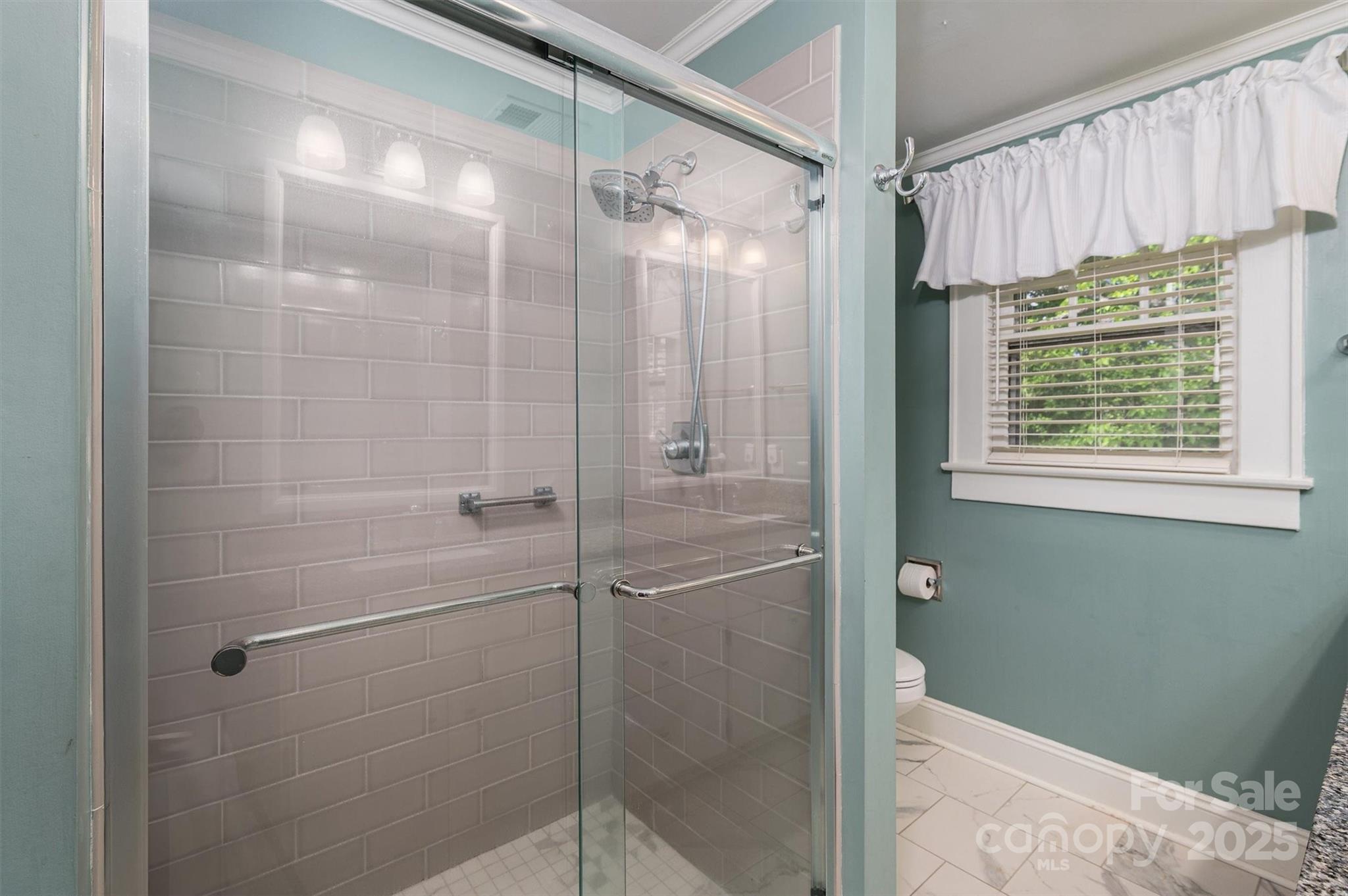 418 3rd Street Northeast Hickory, NC 28601 - Photo 37 of 48