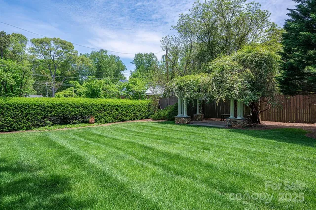 $980,000 | 418 3rd Street Northeast, Hickory, NC 28601