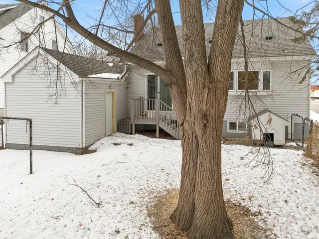 $210,000 | 300 3rd Street Southwest, Cokato, MN 55321